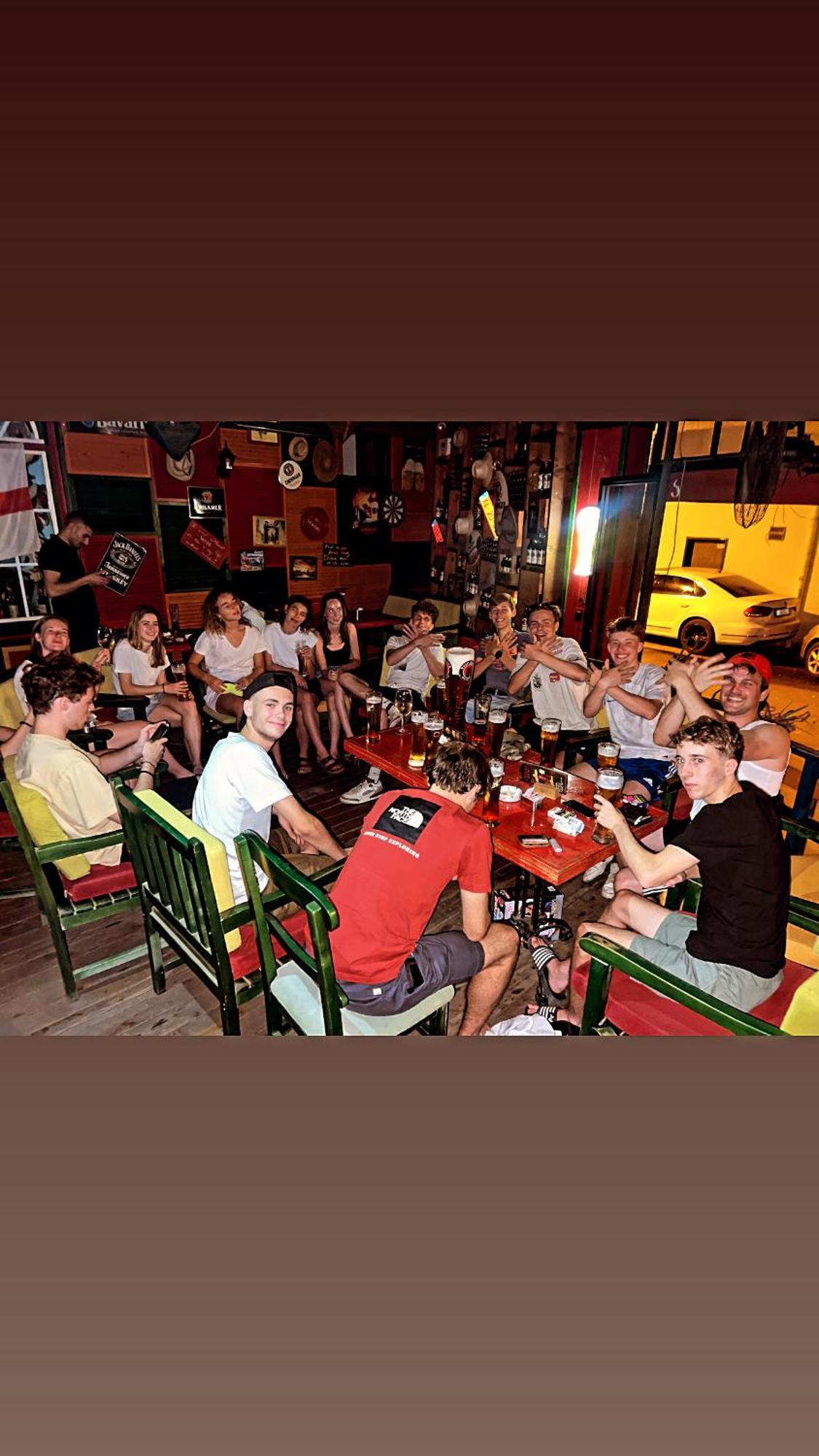 Hostel Chilli Тирана Экстерьер фото