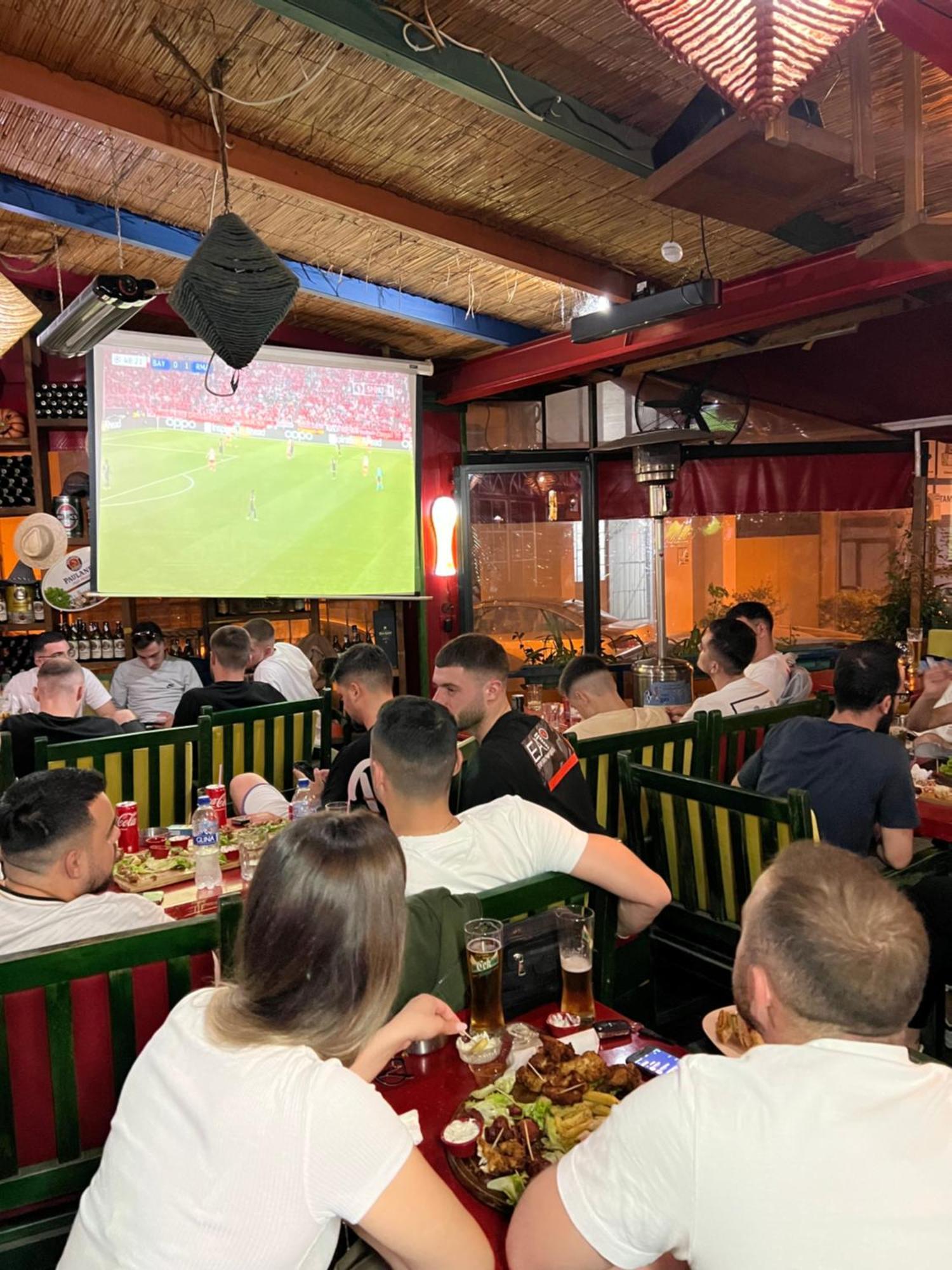 Hostel Chilli Тирана Экстерьер фото